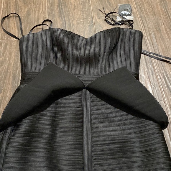 BCBGMaxAzria black strapless sweetheart peplum dress - Picture 8 of 10